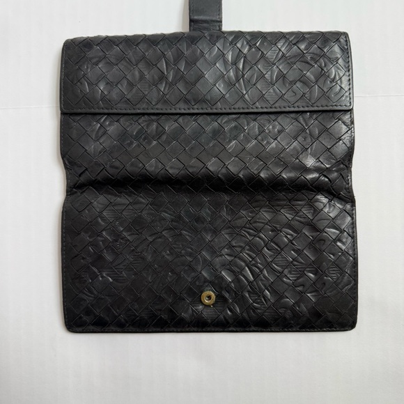 Bottega Veneta Handbags - Bottega Veneta Intrecciato Botanical Embossed Leather Rare Continental Wallet